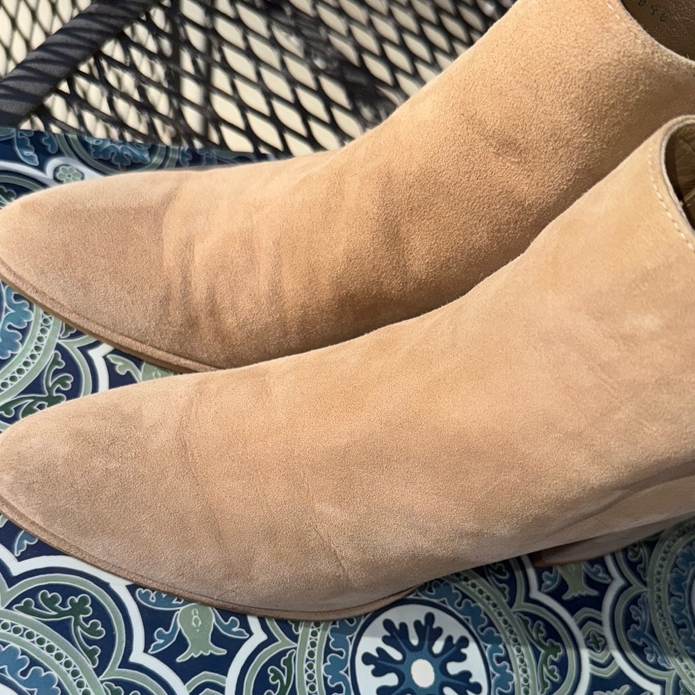 Women's Stuart Weitzman Tan Ankle Boots size 7 - Picture 2 of 11